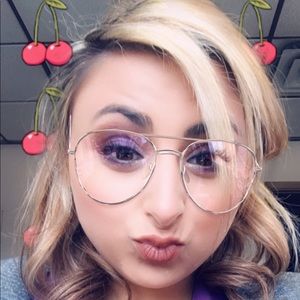 Meet your Posher, Sam